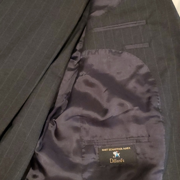 Hart Men's charcoal pin business suit - Picture 7 of 7